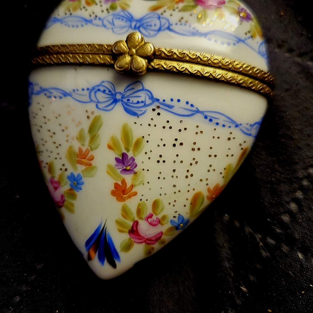 Heart Box - Picture 4 of 6